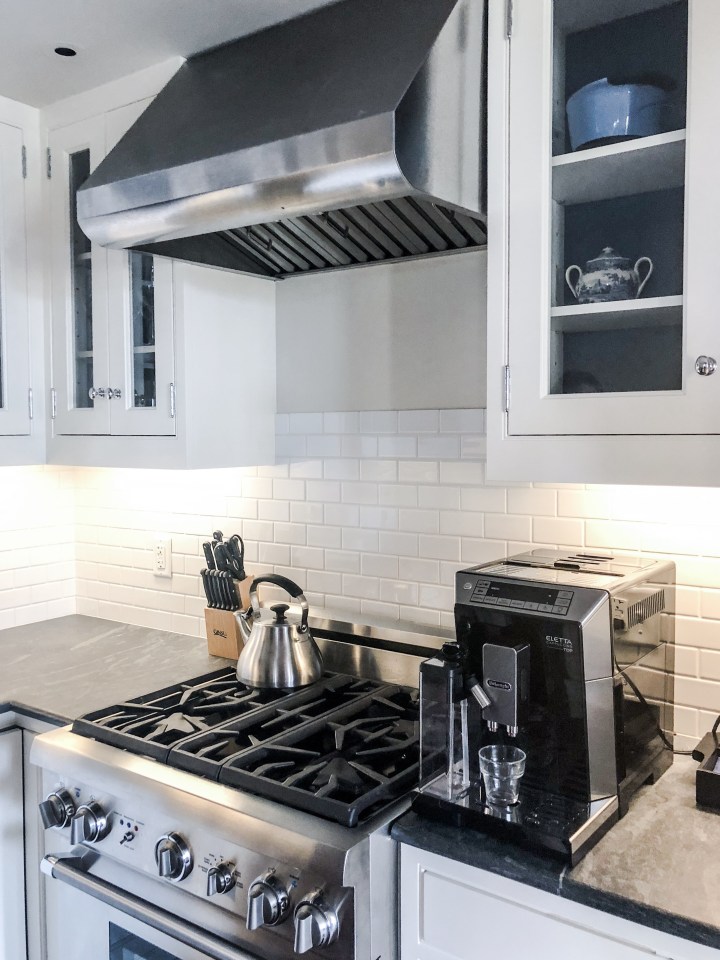 E124B968-E449-4DA5-8BCB-A71804165A53